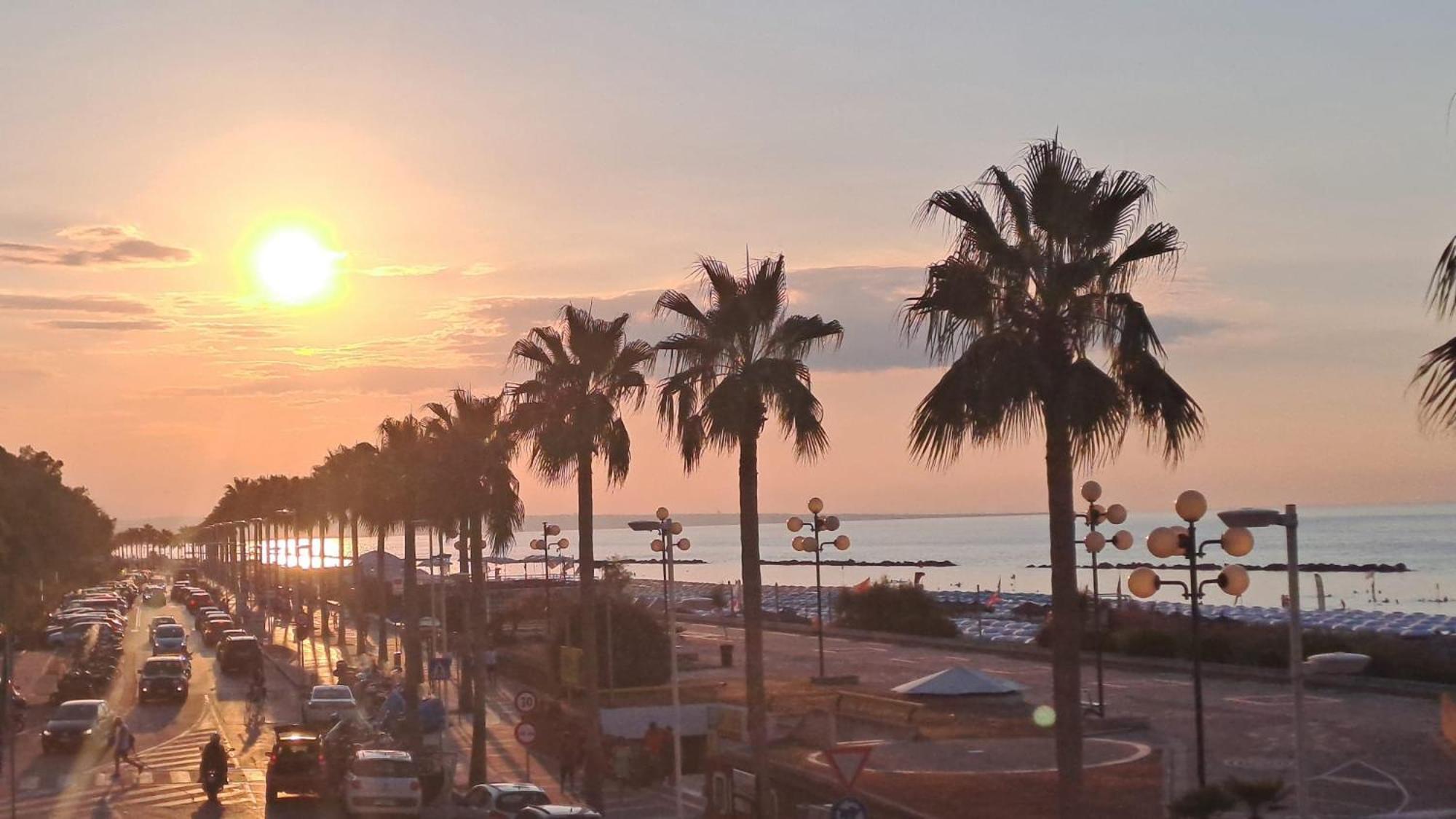 Tramonto Sul Mare Bed and Breakfast Termoli Buitenkant foto